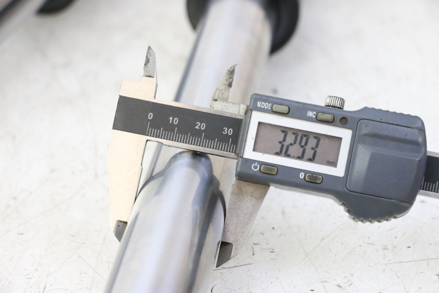 photo de FORKS LEG APOLLO RFZ 125 - Zoom on usage condition