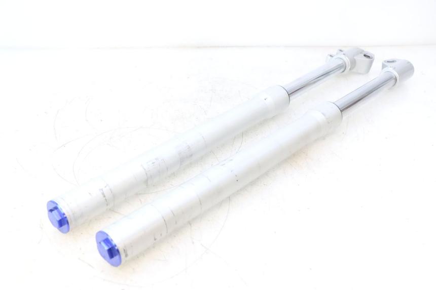 photo de FORK TUBE APOLLO RFZ 150 - Main view