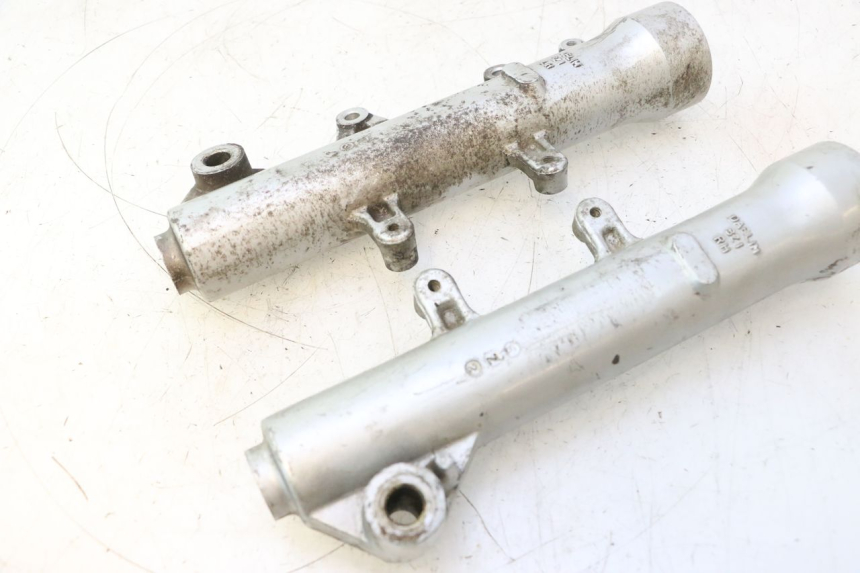 photo de FORKS LEG DAELIM S2 125 (2006 - 2007) - Technical close-up