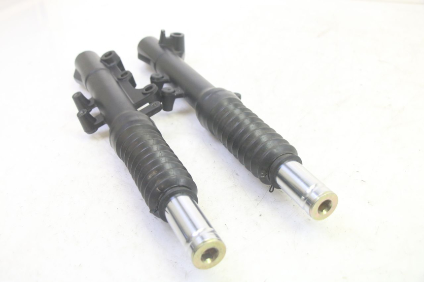 photo de FORKS LEG JM MOTORS SANTANA EVO 50 (2024 - 2026) - Product overview