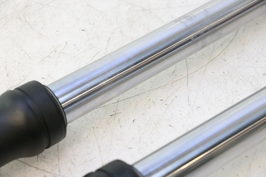 photo de FORKS LEG MASH SEVENTY FIVE 125 (2013 - 2021) - High-resolution close-up