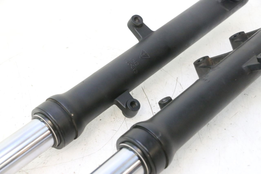 photo de FORKS LEG MASH SEVENTY FIVE 125 (2013 - 2021) - Technical close-up