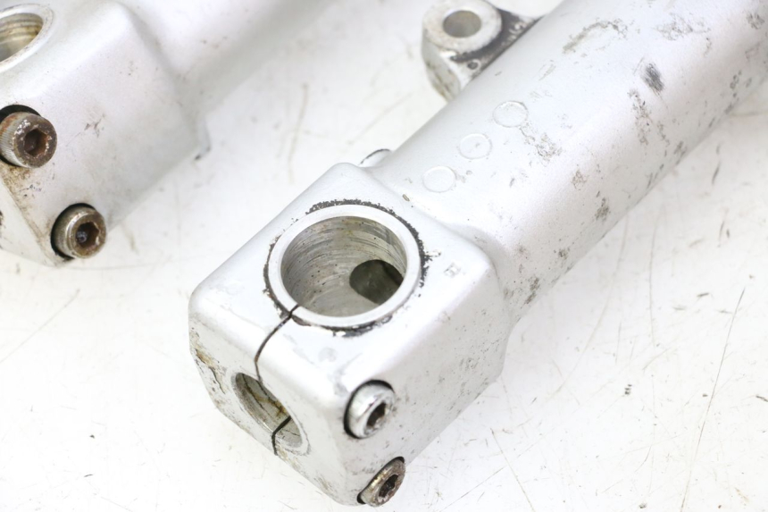 photo de FORKS LEG TRIUMPH SPRINT 900 (1995 - 1998) - Additional view of the item