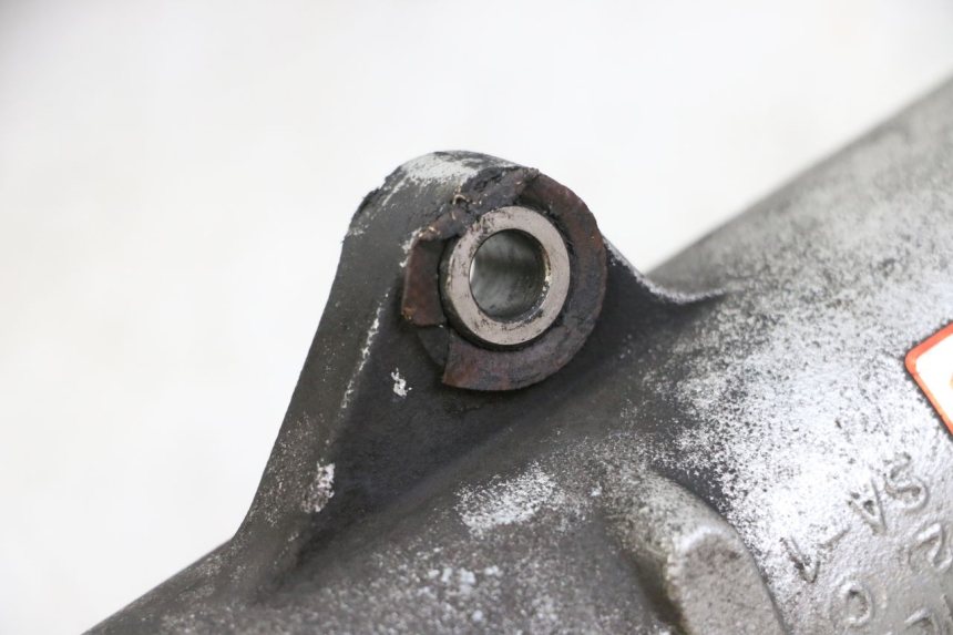 photo de FORKS LEG HONDA ST PAN EUROPEAN 1300 (2002 - 2013) - Additional view of the item