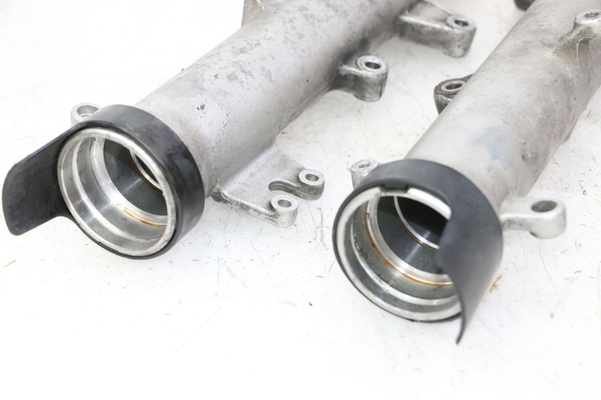 photo de FORKS LEG HONDA ST PAN EUROPEAN 1300 (2002 - 2013) - Component zoom