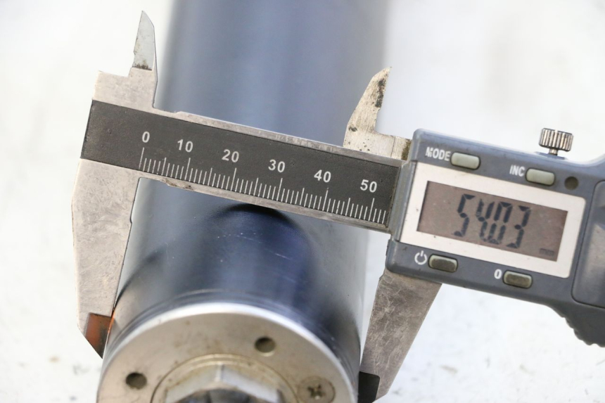 photo de FORKS LEG KTM SUPERENDURO R 950 (2005 - 2009) - Zoom on usage condition