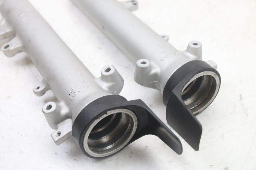 photo de FORKS LEG SUZUKI GSX F GSXF 650 (2007 - 2015) - Zoom on usage condition