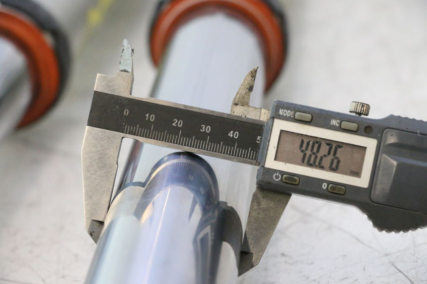 photo de FORKS LEG HUSABERG TE 250 (2011 - 2014) - Component zoom