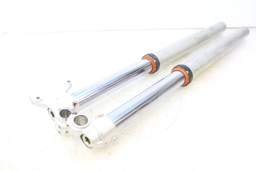 photo de FORKS LEG HUSABERG TE 250 (2011 - 2014) - Markings and original references