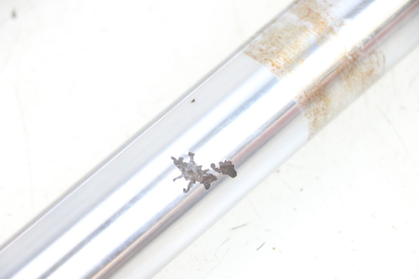 photo de FORKS LEG SUZUKI TS X 80 (1984 - 1988) - Zoom on usage condition