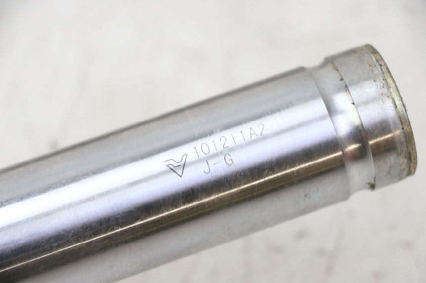 photo de FORKS LEG PEUGEOT VIVACITY NEW 4T 50 (2008 - 2017) - Zoom on usage condition