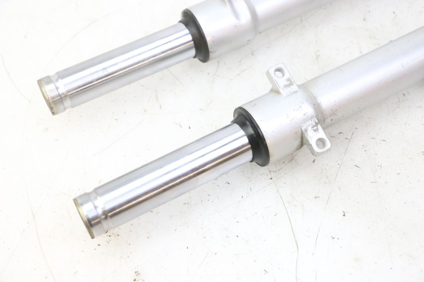 photo de FORKS LEG PEUGEOT VIVACITY NEW 4T 50 (2008 - 2017) - Markings and original references