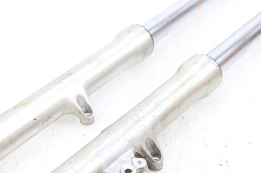 photo de FORKS LEG DAELIM VL DAYSTAR 125 (2000 - 2011) - Component zoom