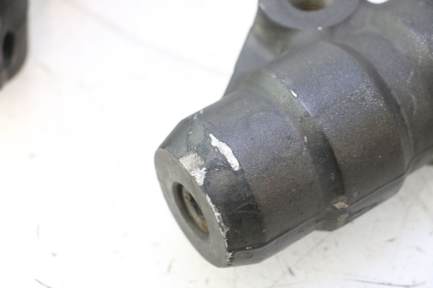 photo de FORKS LEG YAMAHA X-MAX XMAX 125 (2010 - 2013) - Alternative perspective