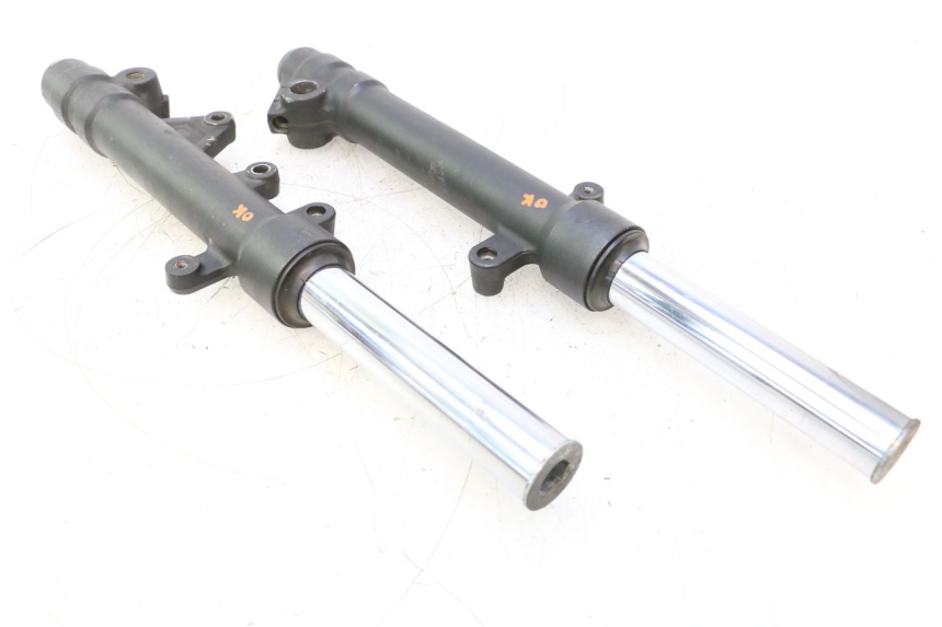 photo de FORKS LEG YAMAHA X-MAX XMAX 125 (2010 - 2013) - Surface and material condition