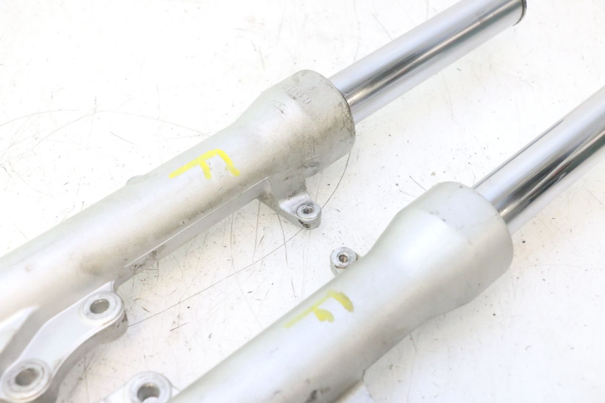photo de FORKS LEG PIAGGIO X9 EVOLUTION 125 (2003 - 2007) - Alternative perspective