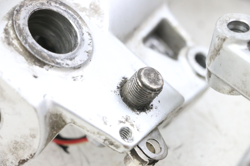 photo de FORKS LEG KYMCO XCITING 250 (2006 - 2009) - Distinctive features