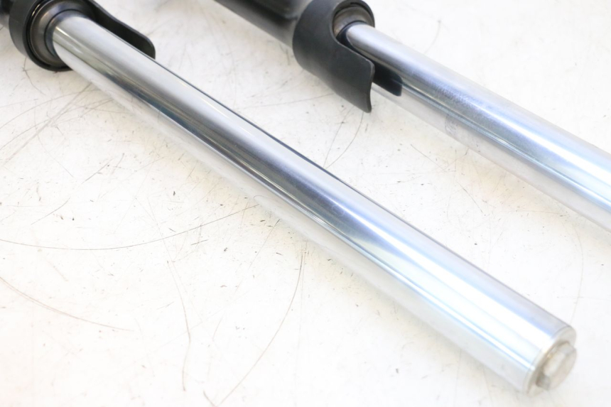 photo de FORKS LEG YAMAHA XP T-MAX ABS 500 (2005 - 2005) - Product overview