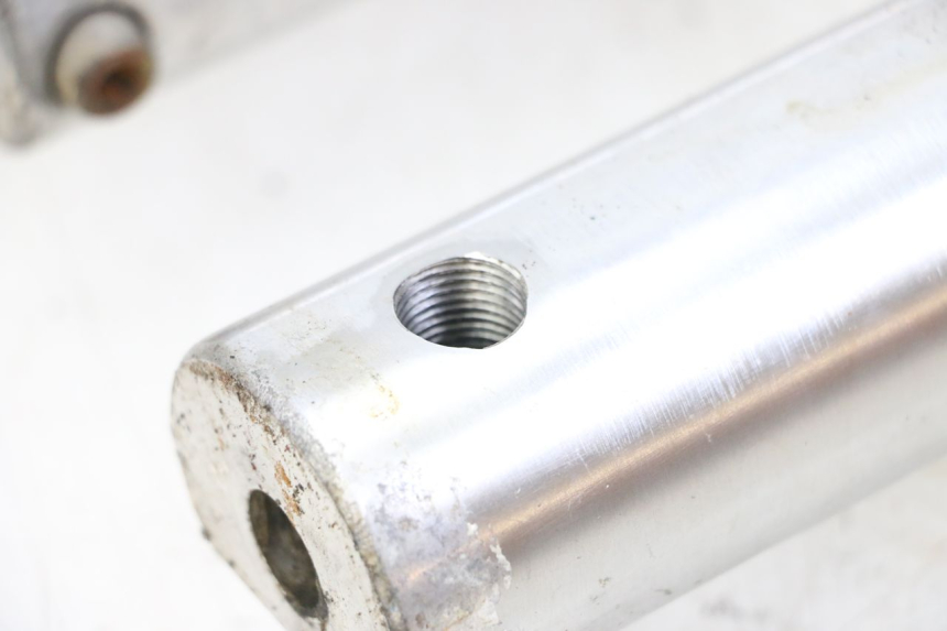 photo de FORKS LEG YAMAHA XVS DRAG STAR DRAGSTAR 650 (1997 - 2007) - Markings and original references