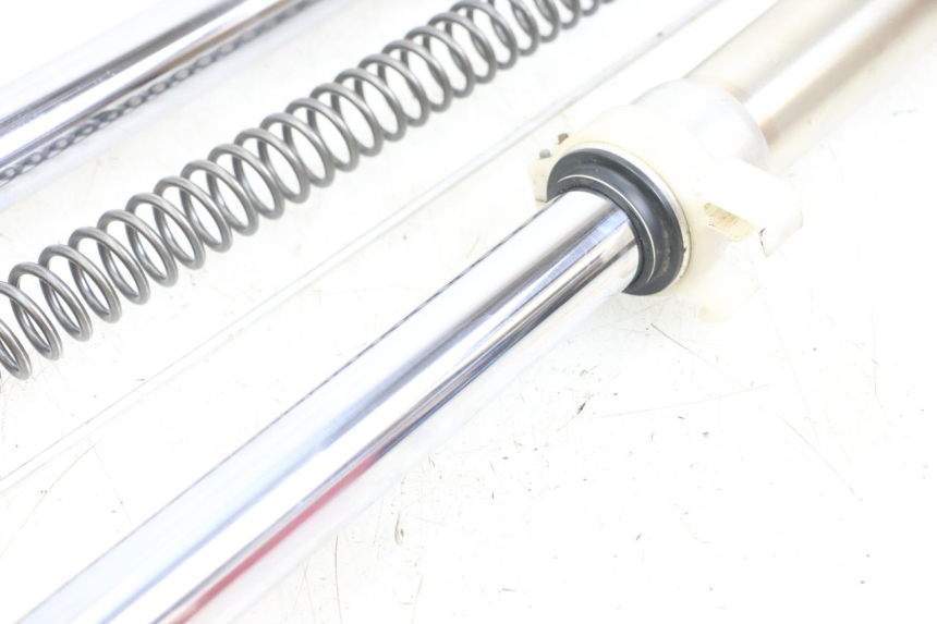 photo de Fork tube YAMAHA YZ 85 (2002 - 2018) - Checked used part