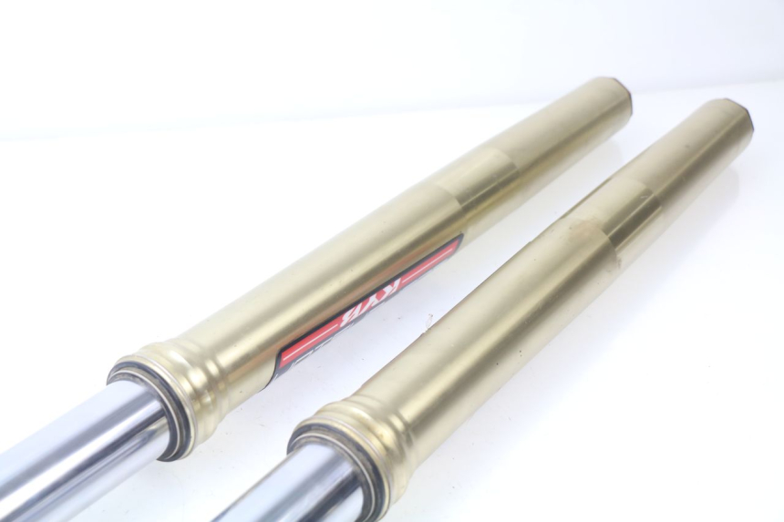 photo de FORKS LEG YAMAHA YZF YZ-F 450 (2018 - 2021) - Alternative perspective