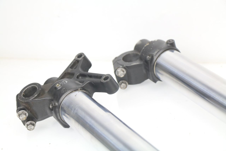 photo de FORKS LEG YAMAHA YZF YZ-F 450 (2018 - 2021) - Markings and original references