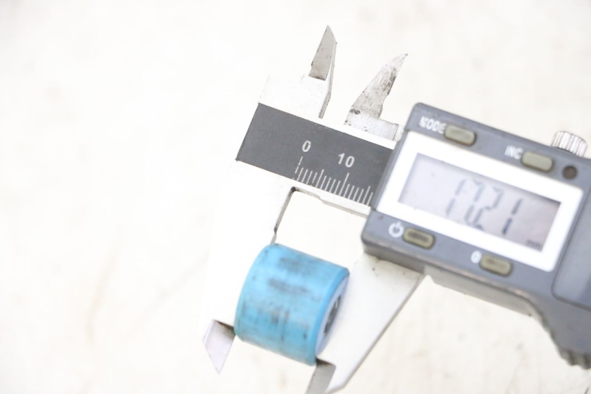 photo de VARIATOR ROLLERS PIAGGIO VESPA GRANTURISMO 200 (2004 - 2005) - Component detail