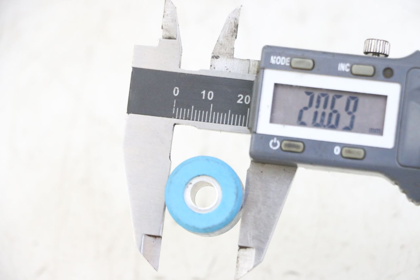 photo de VARIATOR ROLLERS PIAGGIO VESPA GRANTURISMO 200 (2004 - 2005) - Zoom on usage condition