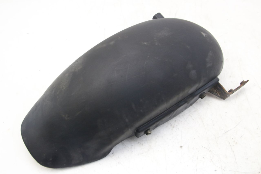 photo de REAR MUDGUARD PGO BIG MAX 50 (2001 - 2009) - Fixing points details