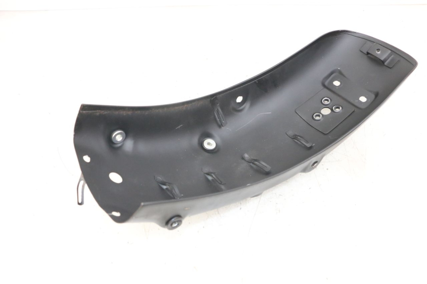 photo de REAR FENDER ARCHIVE CAFE RACER 4T 50 (2019 - 2024) - Zoom on usage condition