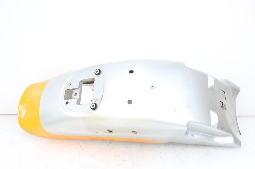 photo de REAR FENDER APRILIA CLASSIC 125 (1995 - 2001) - Fixing points details