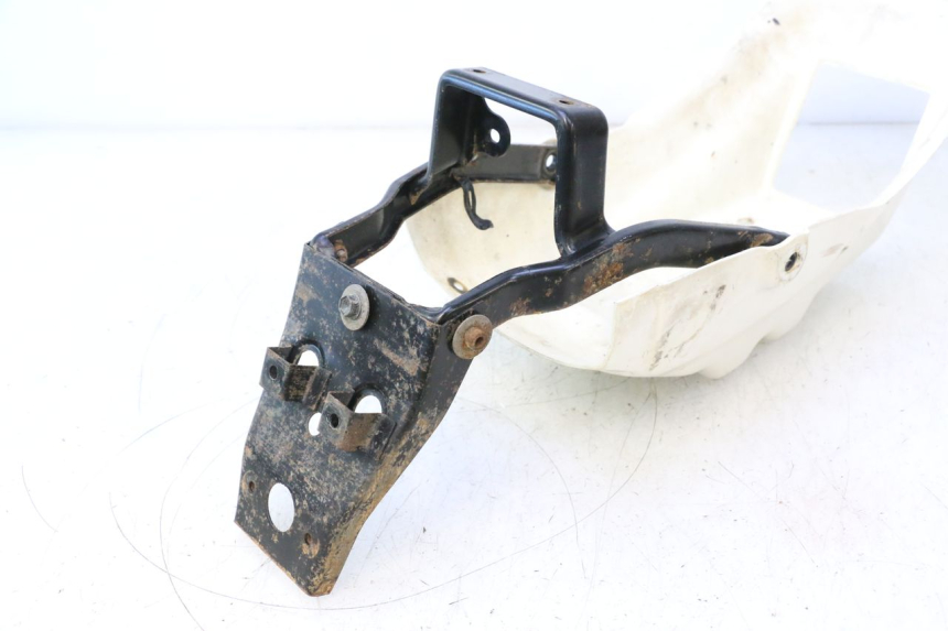 photo de REAR FENDER SUZUKI DR S 600 (1985 - 1989) - Component detail
