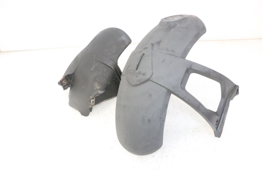 photo de REAR FENDER GILERA NEXUS 125 (2009 - 2013) - Surface and material condition