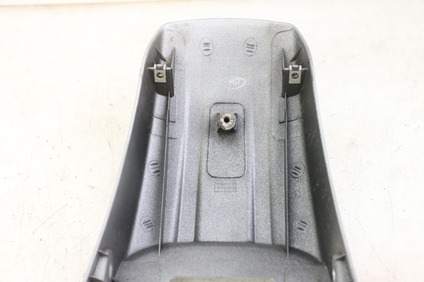 photo de REAR FENDER ROYAL ENFIELD HYMALAYAN 410 (2016 - 2023) - Component detail