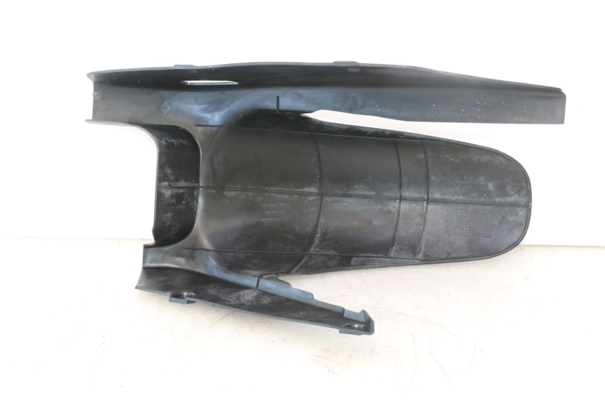 photo de REAR FENDER DAELIM VJ ROADWIN 125 (2004 - 2007) - Fixing points details