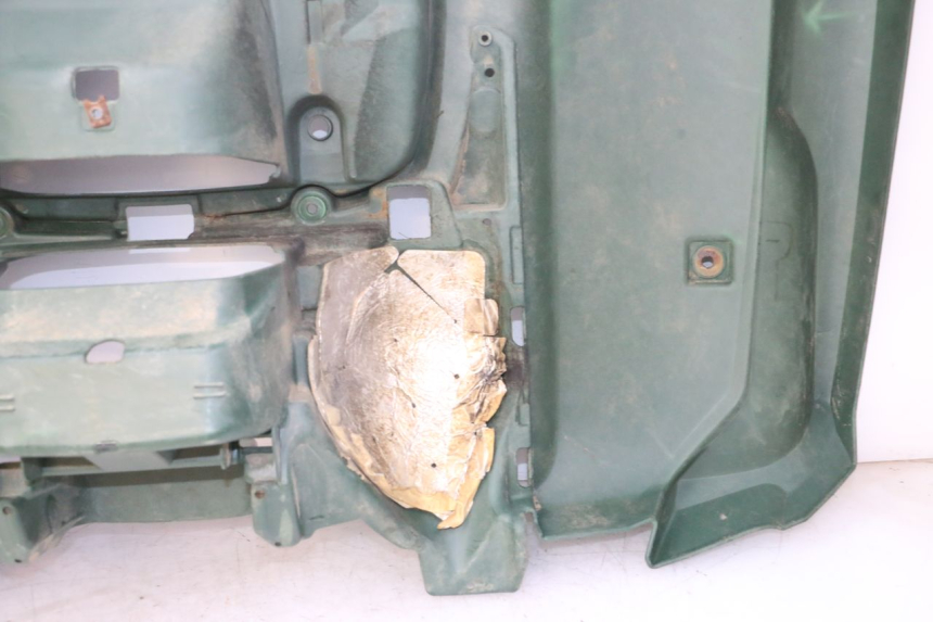 photo de REAR FENDER YAMAHA YFM GRIZZLY 550 (2008 - 2015) - Alternative angle