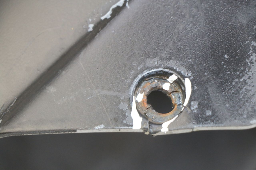 photo de FRONT FENDER APRILIA ATLANTIC 125 (2003 - 2009) - Fixing points details