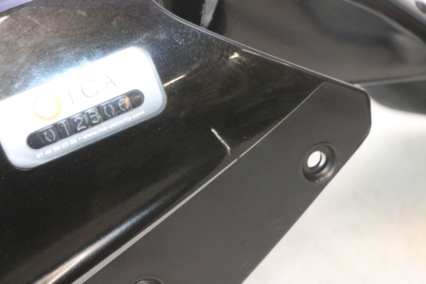 photo de FRONT FENDER APRILIA ATLANTIC S 125 (2010 - 2013) - Component zoom