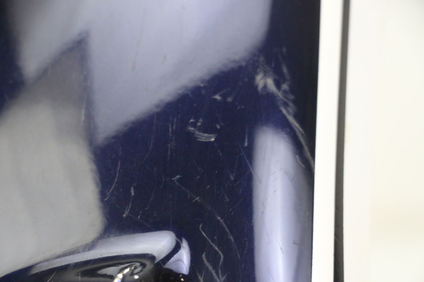 photo de FRONT FENDER HONDA CBR RR FIREBLADE 900 (1992 - 1994) - Fixing points details