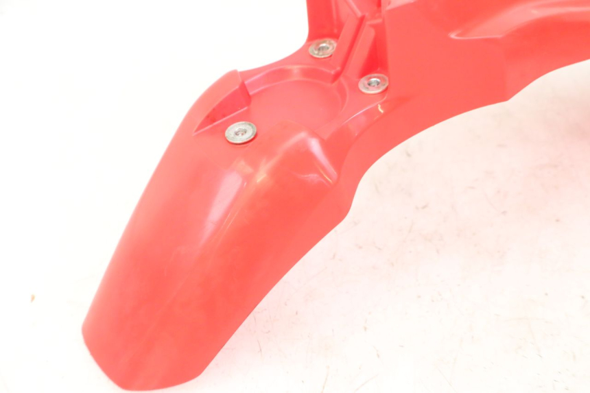 photo de FRONT FENDER HONDA CRF-F CRF F 110 (2019 - 2022) - Technical close-up