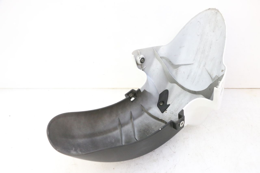 photo de FRONT FENDER KYMCO DINK STREET 125 (2009 - 2014) - Zoom on usage condition