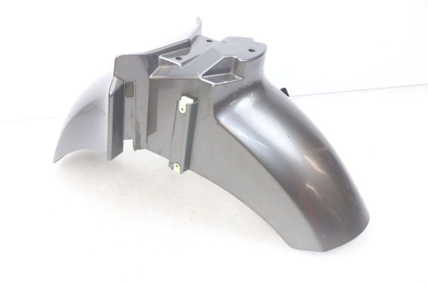 photo de FRONT FENDER PEUGEOT GEOPOLIS 400 (2007 - 2013) - Technical close-up