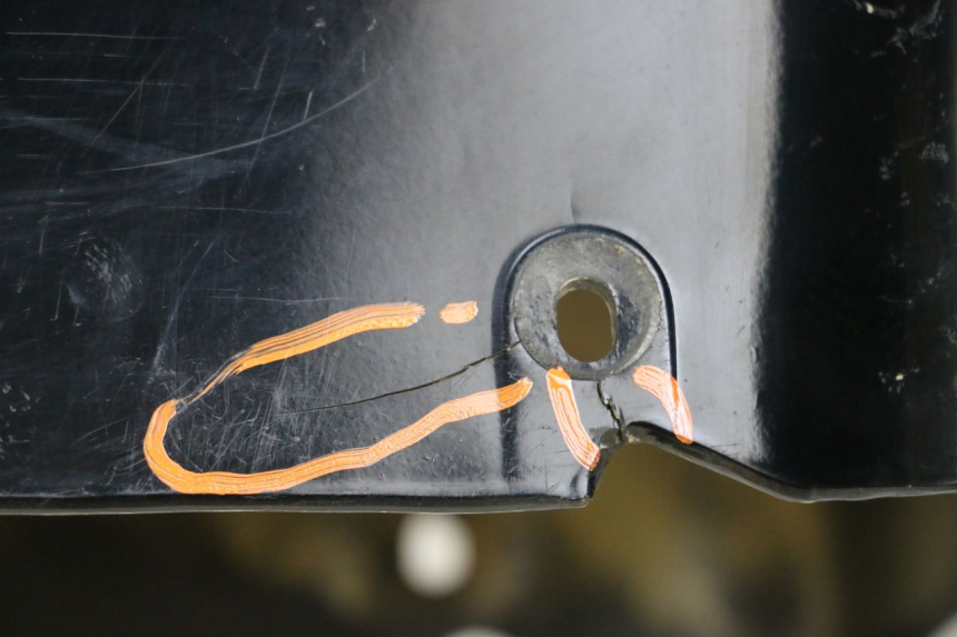 photo de FRONT FENDER KAWASAKI GPZ RX 1000 (1986 - 1988) - Product overview