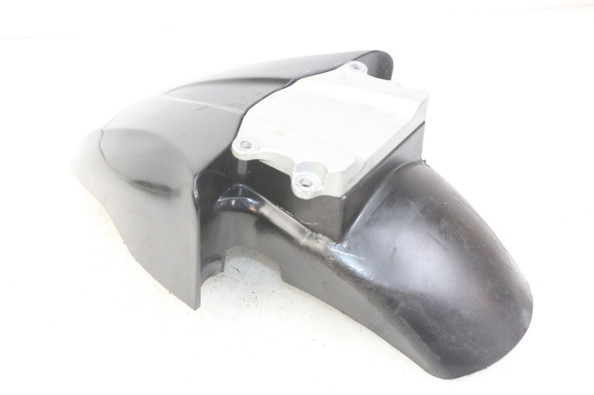 photo de FRONT FENDER SUZUKI GSX-F GSX  F 1100 (1988 - 1994) - Alternative perspective