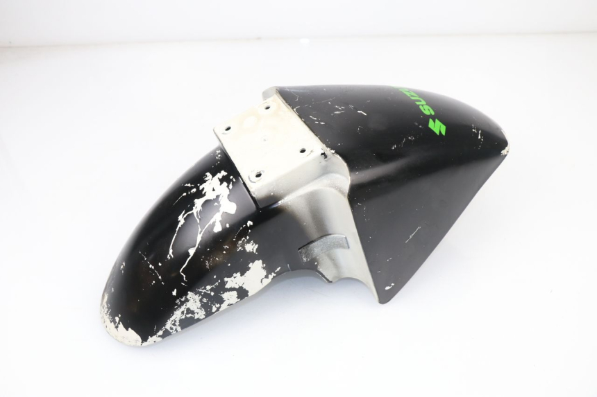 photo de FRONT FENDER SUZUKI GSX F GSXF 750 (1988 - 1998) - Zoom on usage condition