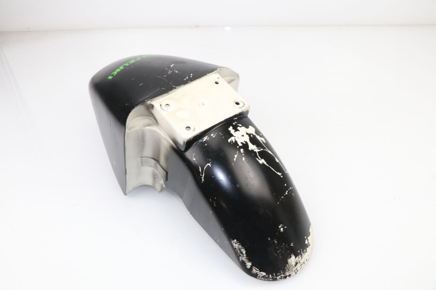photo de FRONT FENDER SUZUKI GSX F GSXF 750 (1988 - 1998) - Alternative perspective