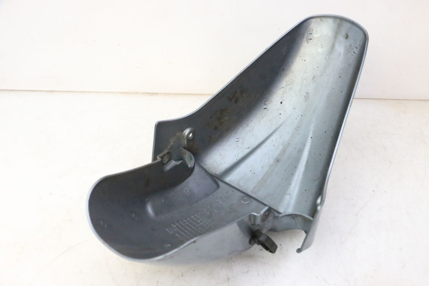 photo de FRONT FENDER DAELIM HISTORY 125 (2001 - 2002) - Component detail