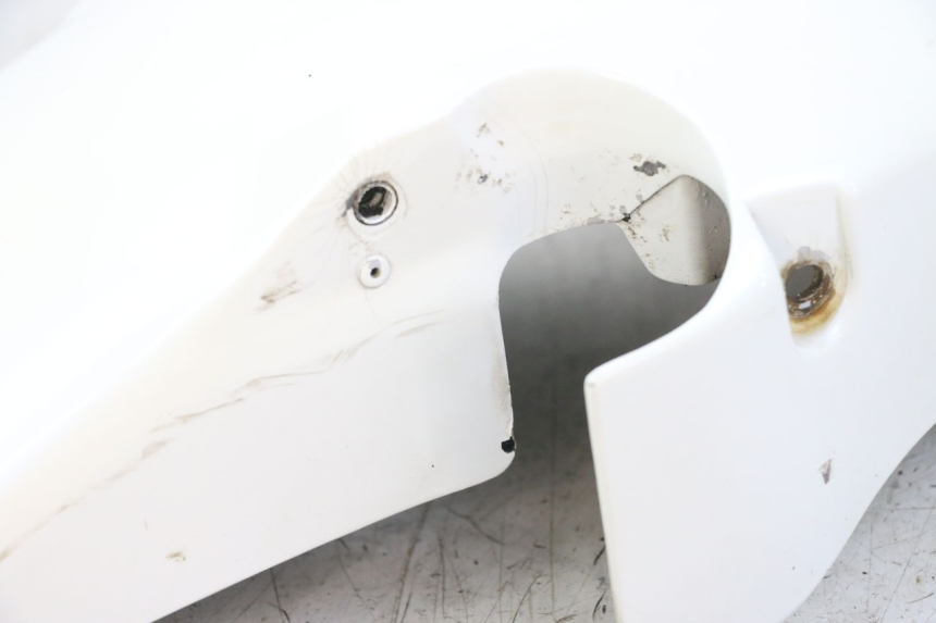 photo de FRONT FENDER HONDA CBR F 1000 (1993 - 1996) - Fixing points details