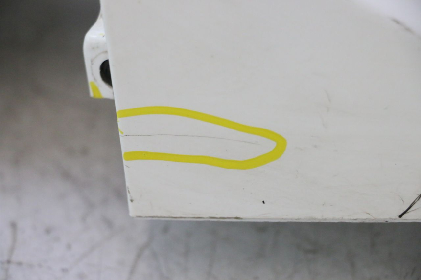 photo de FRONT FENDER PEUGEOT KISBEE 2T 50 (2010 - 2017) - High-resolution close-up