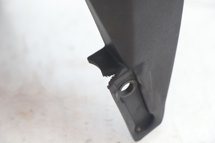 photo de FRONT FENDER PEUGEOT LUDIX ONE 50 (2004 - 2013) - Alternative perspective